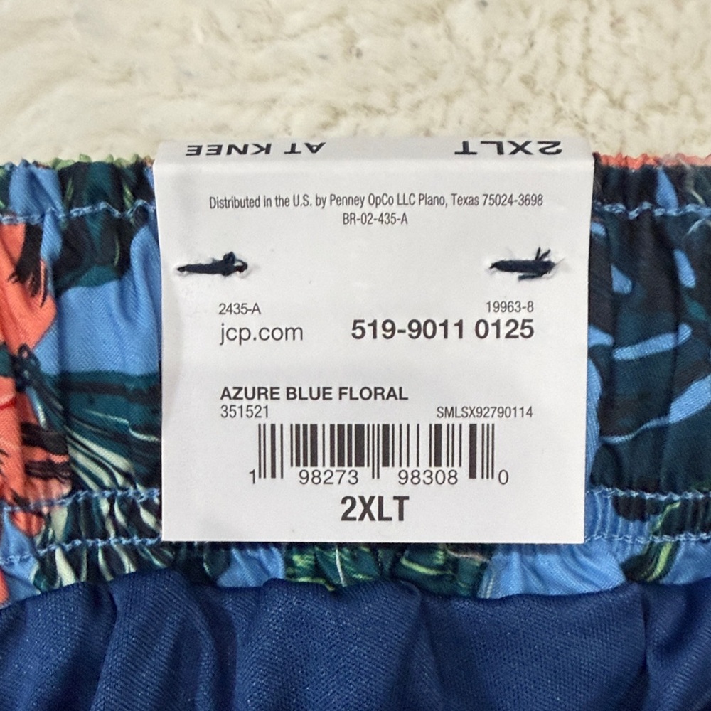 St.John’s Bay, size 2XLT,Floral Blue Men's Swim Shorts - Picture 11 of 17